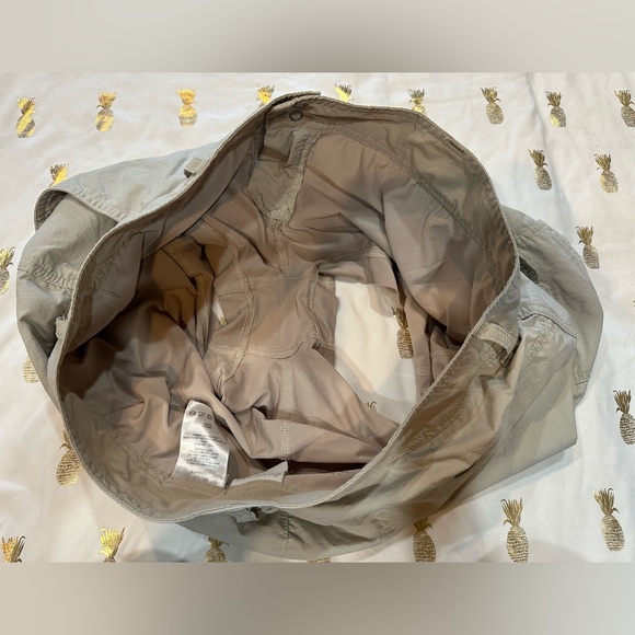 Columbia Khaki Skort Size 12 EUC - Picture 10 of 16